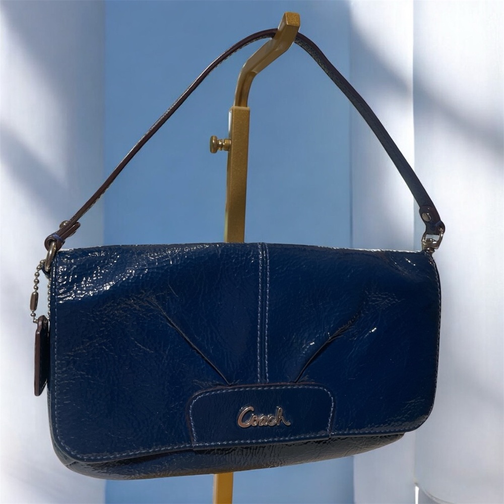 ‼️SPRING SALE Coach Midnight Blue Leather Wristlet 🌙 - Picture 3 of 17